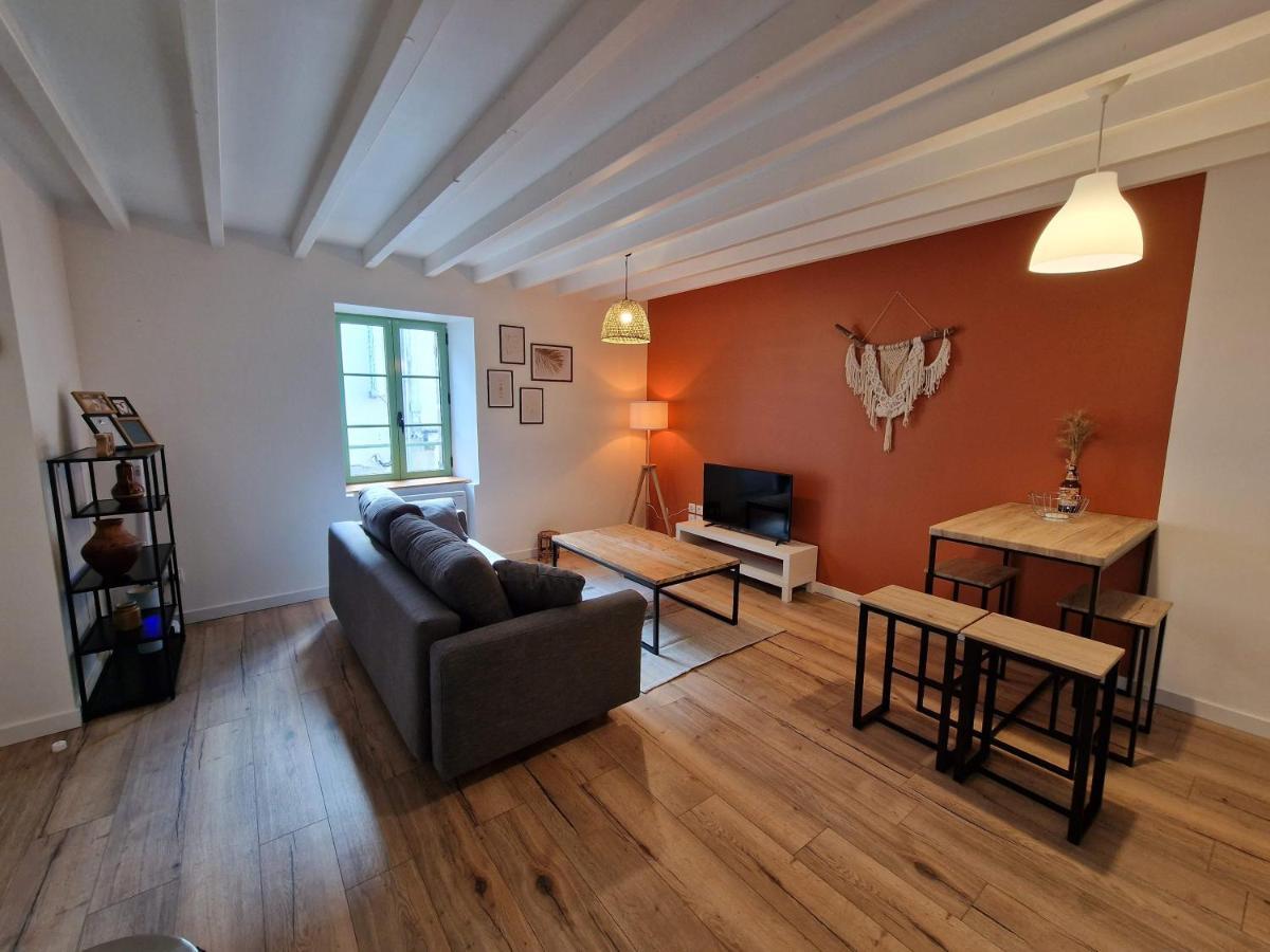 Logement De Caractere En Haute Ville De 캉페흘르 외부 사진