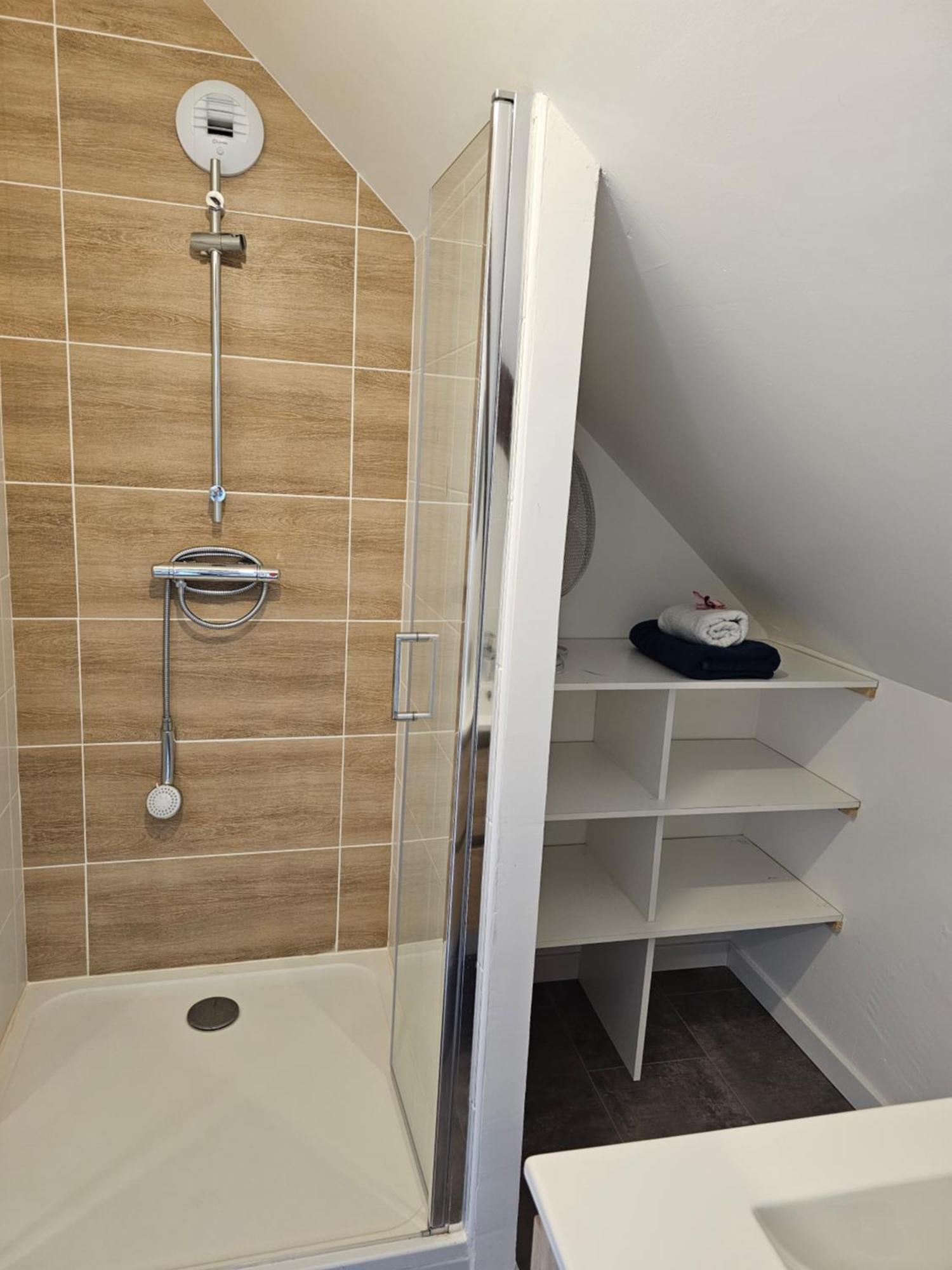 Logement De Caractere En Haute Ville De 캉페흘르 객실 사진